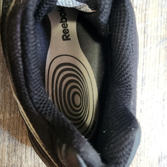 Reebok Womens Size 10 Athletic Sneakers Black Easytone Smooth fit - Picture 9 of 12